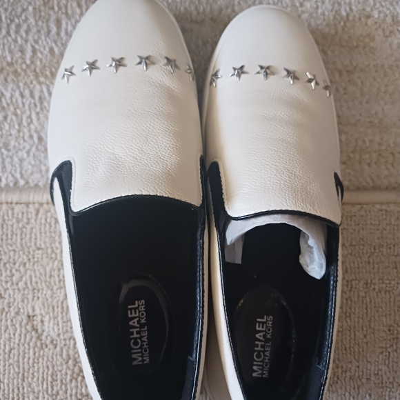 Michael Kors White Slip-On Shoes with Star Accents - Picture 1 of 6